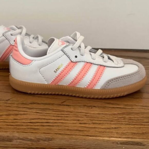 Toddler Adidas Sambas size 9 - Picture 1 of 3